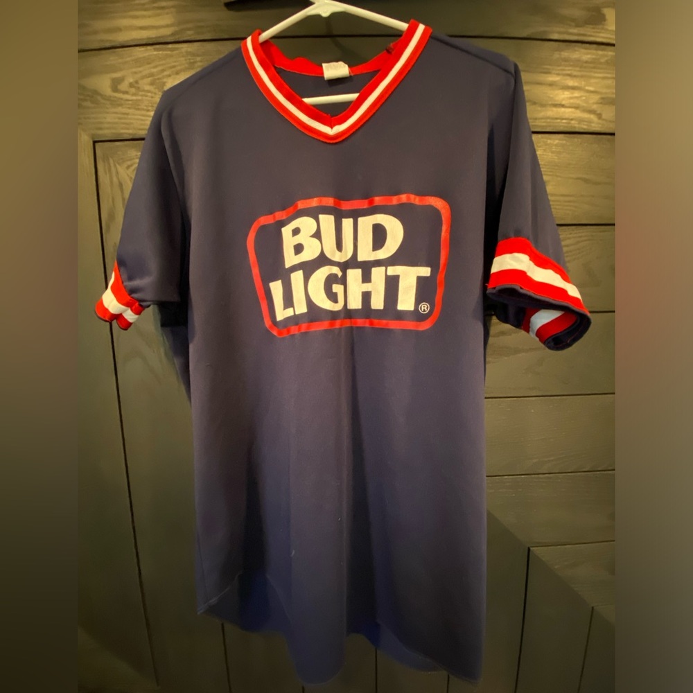 Wilson Vintage Jersey 
Size XL fits like Large